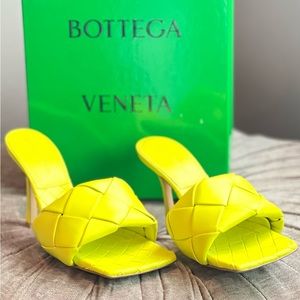 NWB Bottega Veneta Lido sandals 37+